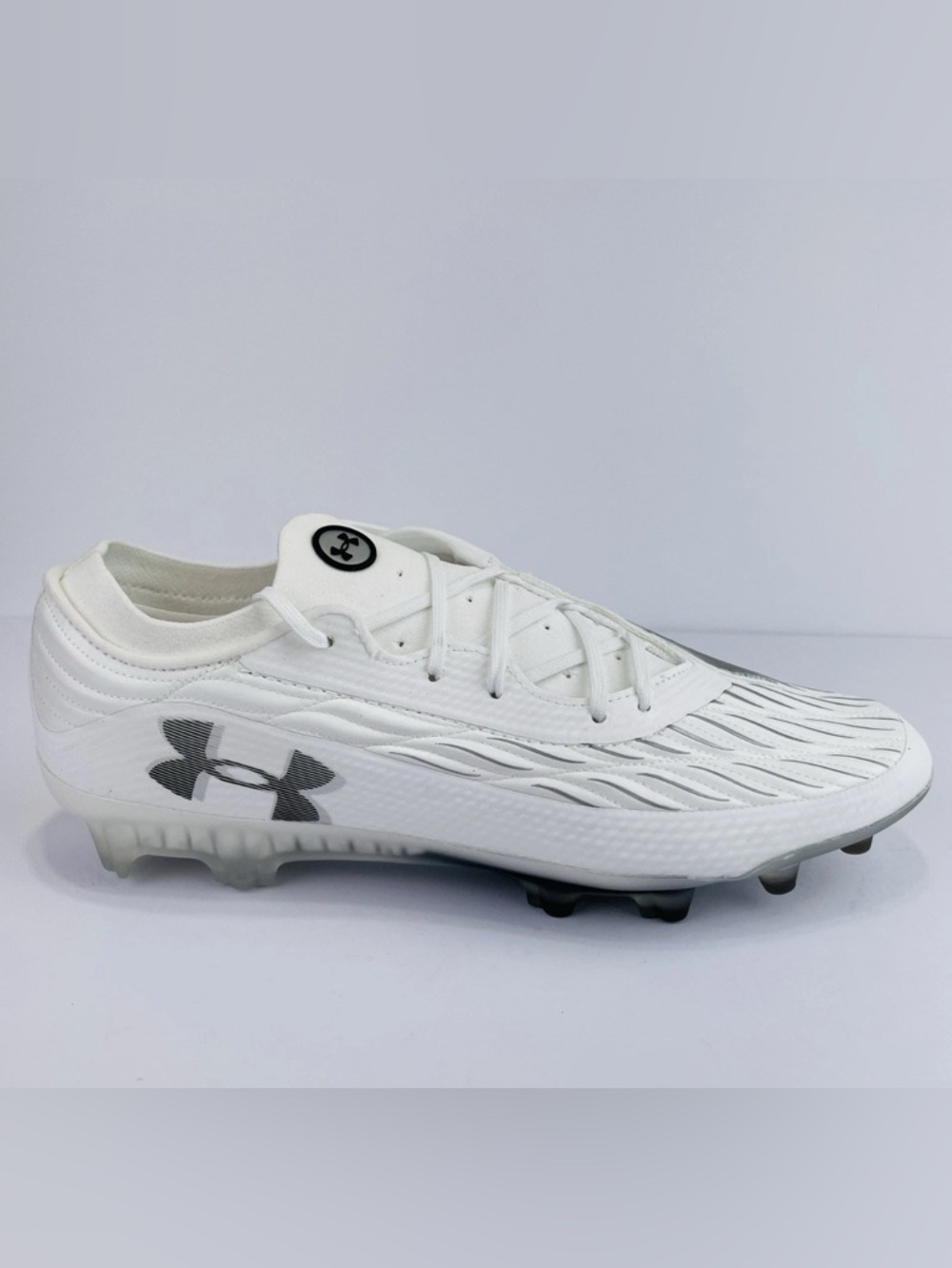 UA Magnetico Elite 4 FG White/Black Soccer Cleats 3027700-101 Men’s Size 9